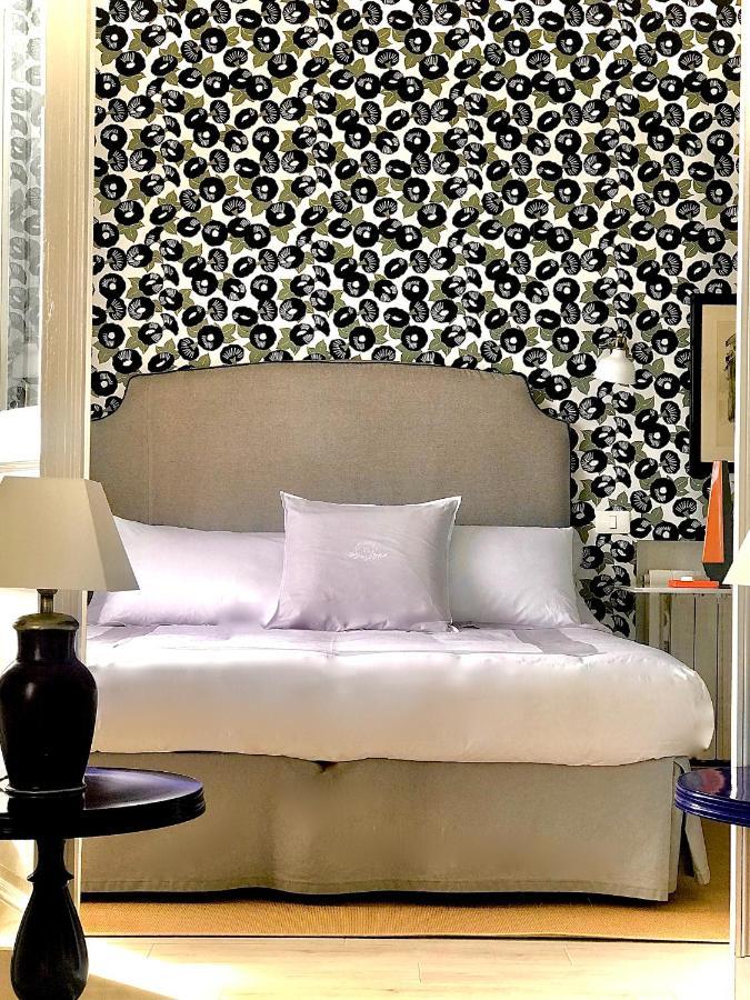 Les Lilas โรกบรูน-กัป-มาร์แต็ง ภายนอก รูปภาพ